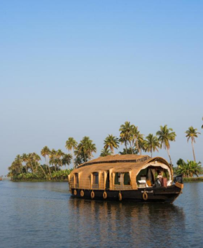 Discover the Magic of Alleppey Houseboats